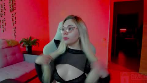   online show from 12/01/25, 06:57