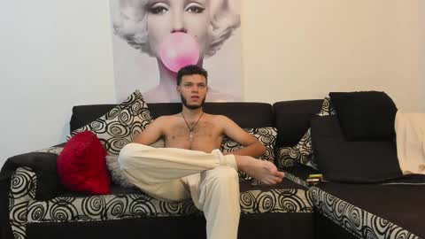 Snapshot of hot_bad_boy69 chatting on 10/03/25, 08:17 hot bad boy69 online show from 10/03/25, 08:17