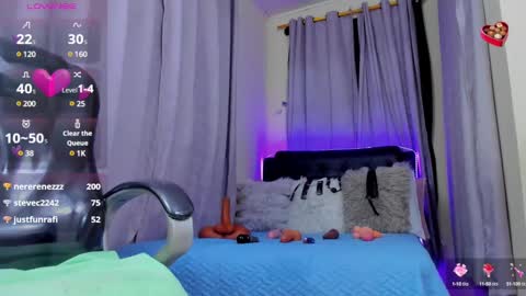 Snapshot of hot_beauty__ chatting on 02/19/25, 08:55 VALENTINA online show from 02/19/25, 08:55