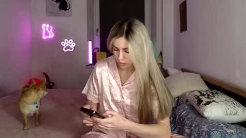 Dashka online show from 03/22/26, 10:24