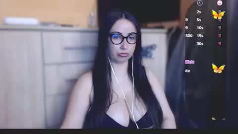 Snapshot of hot_big_ass chatting on 03/17/26, 10:02 v online show from 03/17/26, 10:02