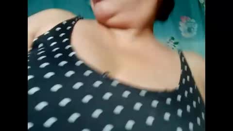 Snapshot of hot_boobs21 chatting on 02/05/25, 11:34 hot_boobs21 online show from 02/05/25, 11:34