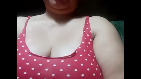 Snapshot of hot_boobs21 chatting on 03/02/25, 09:11 hot_boobs21 online show from 03/02/25, 09:11