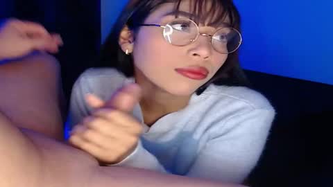 hot_boy_2027 online show from 04/18/26, 11:36