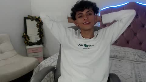 Salomon online show from 12/04/25, 05:32