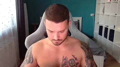 hot_cap_77 online show from 10/02/25, 03:30