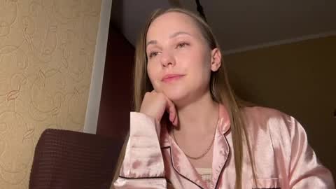 hot_chance_ online show from 04/21/26, 03:17