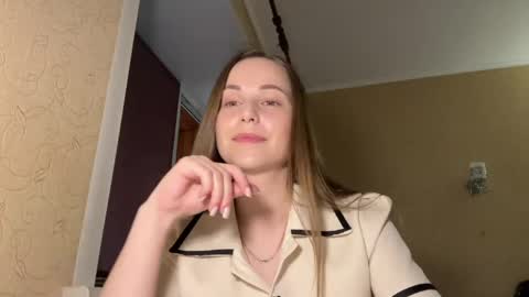 Snapshot of hot_chance_ chatting on 05/20/26, 02:45 hot_chance_ online show from 05/20/26, 02:45