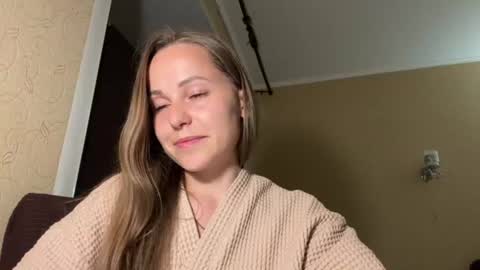 hot_chance_ online show from 06/24/26, 05:45