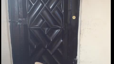 Snapshot of hot_choco2 chatting on 11/10/25, 05:39 Coco online show from 11/10/25, 05:39