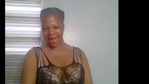 Snapshot of hot_choco_choco chatting on 12/03/25, 07:05 peace online show from 12/03/25, 07:05