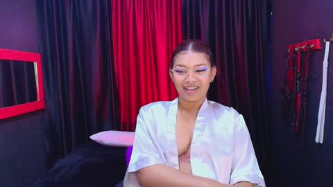 Snapshot of hot_chocolate_4u chatting on 12/03/24, 06:38 hot chocolate 4u online show from 12/03/24, 06:38