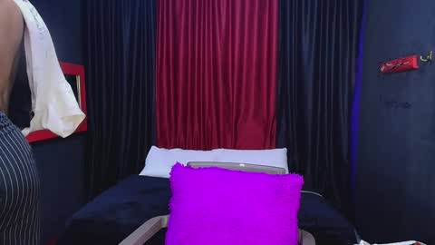 Snapshot of hot_chocolate_4u chatting on 12/04/24, 12:03 hot chocolate 4u online show from 12/04/24, 12:03