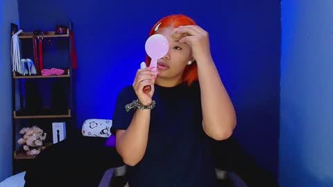 Snapshot of hot_chocolate_4u chatting on 02/06/25, 12:37 hot chocolate 4u online show from 02/06/25, 12:37