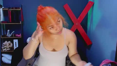 Snapshot of hot_chocolate_4u chatting on 02/10/25, 12:18 hot chocolate 4u online show from 02/10/25, 12:18