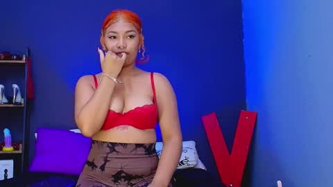 Snapshot of hot_chocolate_4u chatting on 02/12/25, 06:40 hot chocolate 4u online show from 02/12/25, 06:40