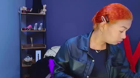 Snapshot of hot_chocolate_4u chatting on 02/20/25, 12:36 hot chocolate 4u online show from 02/20/25, 12:36