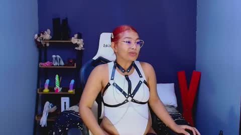 Snapshot of hot_chocolate_4u chatting on 03/07/25, 06:33 hot chocolate 4u online show from 03/07/25, 06:33