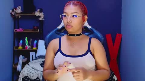 Snapshot of hot_chocolate_4u chatting on 03/10/25, 09:29 hot chocolate 4u online show from 03/10/25, 09:29