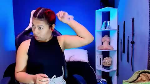 Snapshot of hot_chocolate_4u chatting on 09/09/25, 12:05 hot chocolate 4u online show from 09/09/25, 12:05