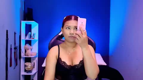 Snapshot of hot_chocolate_4u chatting on 09/23/25, 12:08 hot chocolate 4u online show from 09/23/25, 12:08