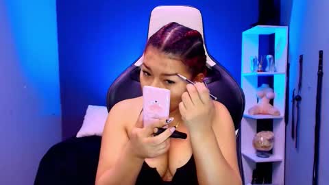 Snapshot of hot_chocolate_4u chatting on 10/03/25, 12:24 hot chocolate 4u online show from 10/03/25, 12:24