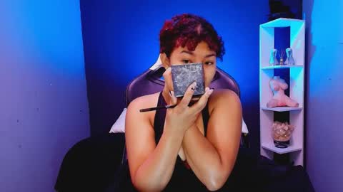 Snapshot of hot_chocolate_4u chatting on 10/22/25, 12:16 hot chocolate 4u online show from 10/22/25, 12:16