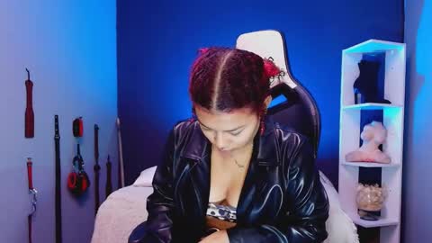 hot chocolate 4u online show from 12/19/25, 11:50