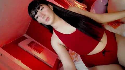 Snapshot of hot_claudia69 chatting on 04/01/26, 02:03 its me CLAUDIA online show from 04/01/26, 02:03