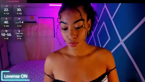 Hot Couple online show from 09/11/25, 04:56