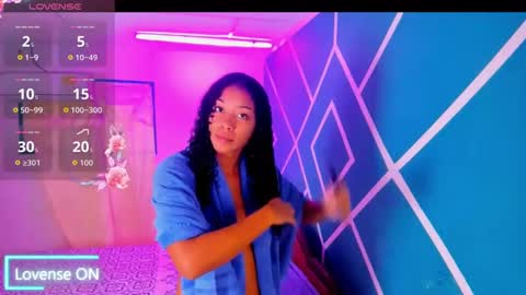 Hot Couple online show from 09/20/25, 04:13