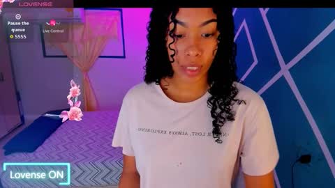 Hot Couple online show from 09/27/25, 05:12