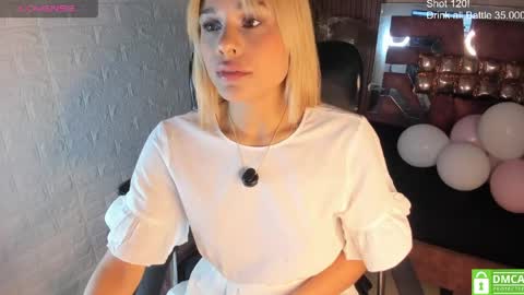 Snapshot of hot_cupid01 chatting on 05/02/26, 10:53 Valery online show from 05/02/26, 10:53