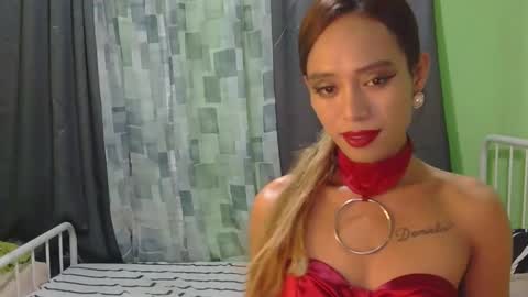 Snapshot of hot_daniela090393 chatting on 09/16/25, 07:20 DANIELA online show from 09/16/25, 07:20