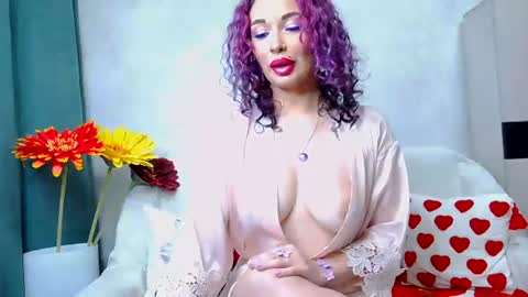 Snapshot of hot_darina chatting on 06/13/26, 04:10 Darina online show from 06/13/26, 04:10