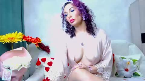 Snapshot of hot_darina chatting on 07/19/26, 02:59 Darina online show from 07/19/26, 02:59