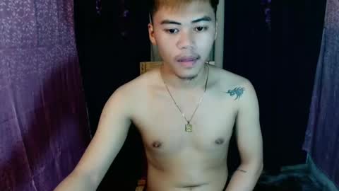 Snapshot of hot_emmanuel chatting on 02/26/25, 11:52 hot_emmanuel online show from 02/26/25, 11:52