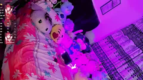 Snapshot of hot_eyes16 chatting on 05/15/26, 11:28 Valens online show from 05/15/26, 11:28