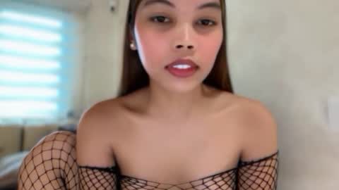 Snapshot of hot_falling_devilxx chatting on 05/12/26, 12:52 online show from 05/12/26, 12:52