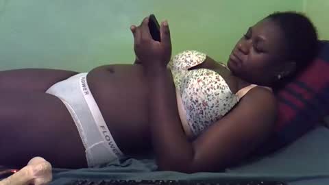 hot_girlly online show from 11/12/25, 01:44