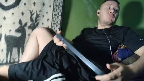 hot_guy36 online show from 04/04/26, 03:38