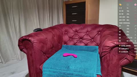 Snapshot of hot_hayde chatting on 01/26/25, 12:58 Aly online show from 01/26/25, 12:58