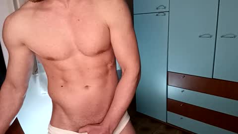hot_italianboy online show from 04/04/26, 09:23