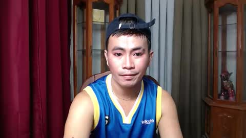 Snapshot of hot_khevin chatting on 09/10/25, 01:00 hot_khevin online show from 09/10/25, 01:00
