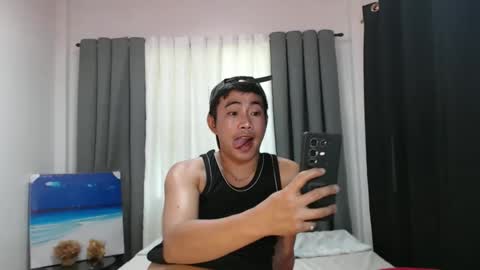 Snapshot of hot_khevin chatting on 10/12/25, 01:26 hot_khevin online show from 10/12/25, 01:26