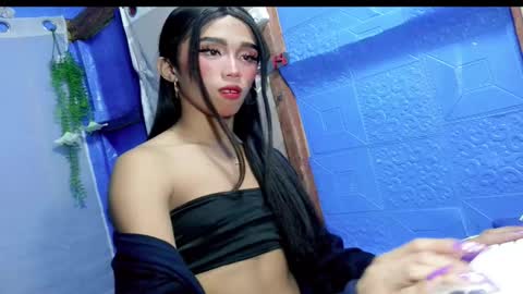 Khianna online show from 03/11/26, 02:34