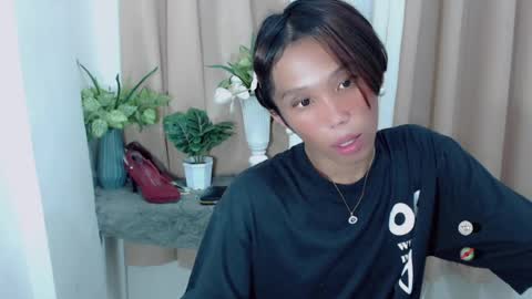 Khianna online show from 05/20/26, 10:21