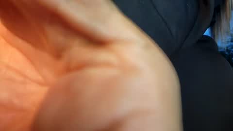 Snapshot of hot_kittens_xxx chatting on 07/18/26, 11:03 kittens online show from 07/18/26, 11:03
