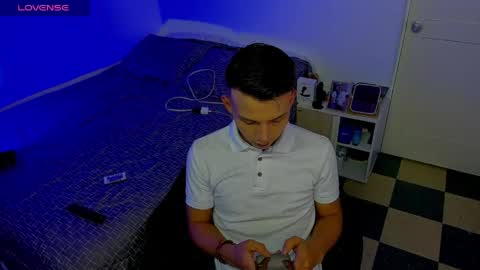 Alejandro online show from 05/12/26, 02:19