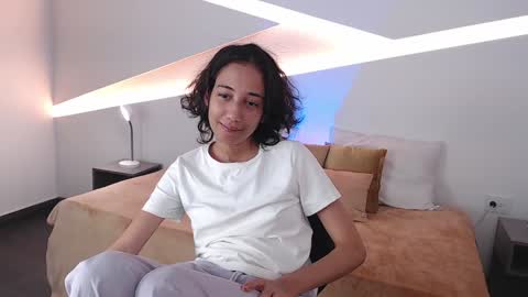 Alana online show from 12/13/24, 09:41